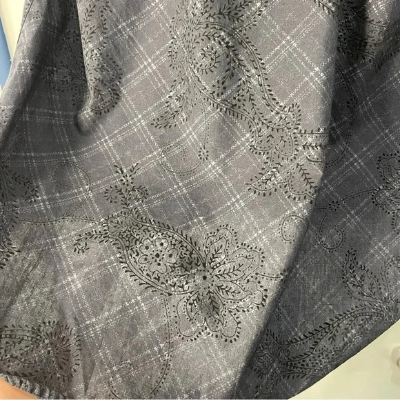 Vintage Red Dress Black Shirt Men size XL - Picture 7 of 9